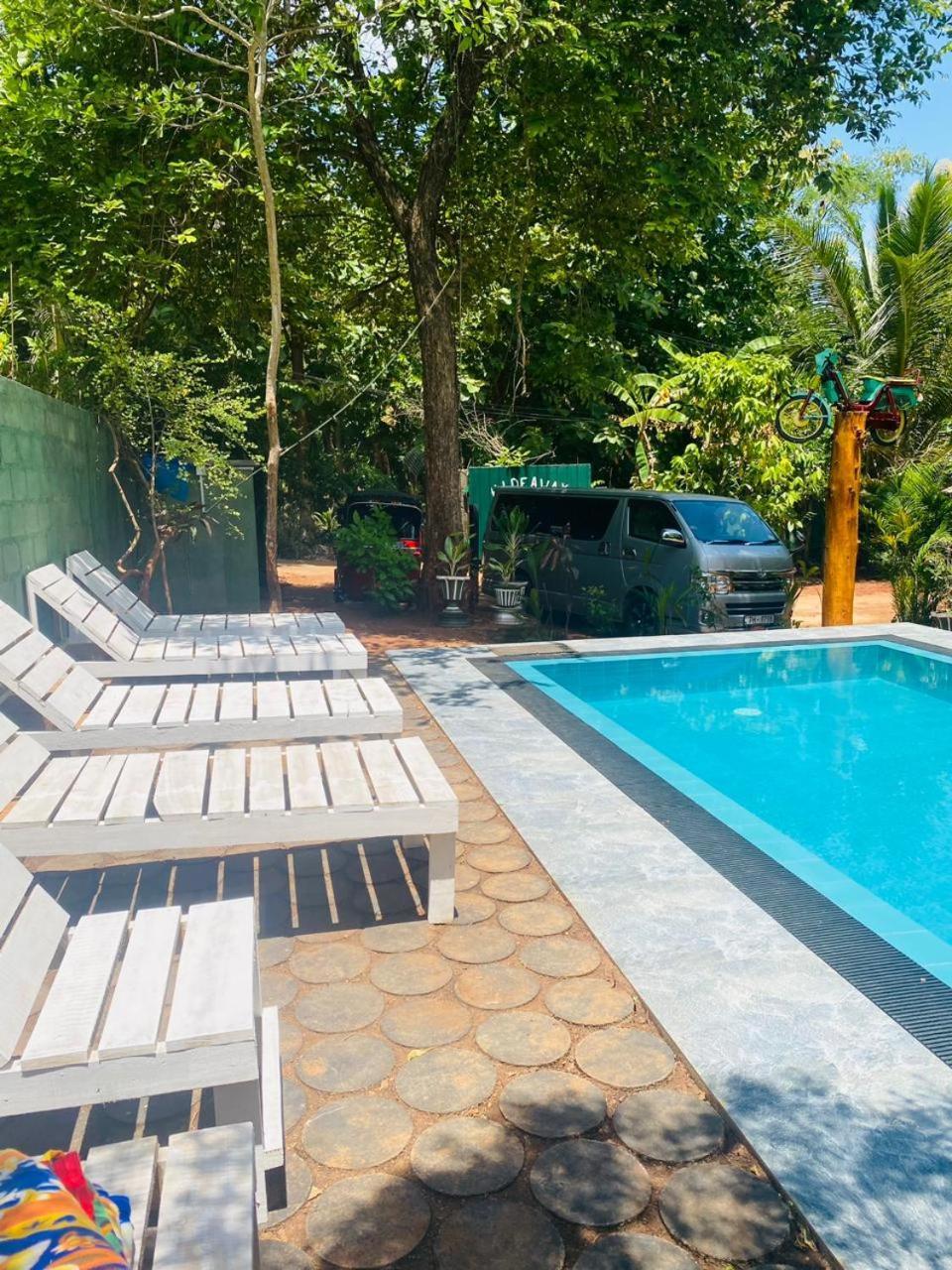 Hotel Hideaway Garage Dambulla Ngoại thất bức ảnh
